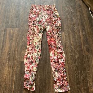 Mika & Gala Printed Pants